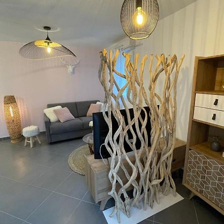 Studio Calme Et Cosy Saint-Julien-les-Villas ภายนอก รูปภาพ