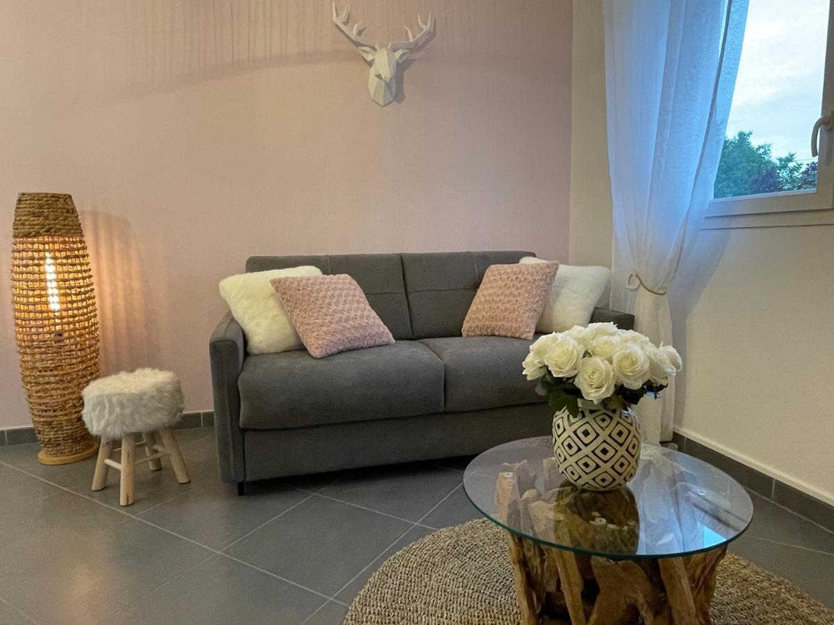Studio Calme Et Cosy Saint-Julien-les-Villas ภายนอก รูปภาพ